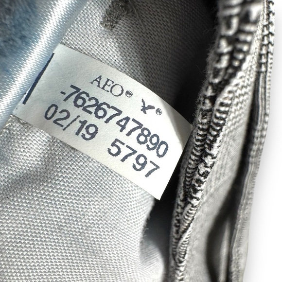 4 for $20 SALE! AEO Tie Waist Cuffed Mom Shorts, Houndstooth Plaid, Size 2 - Picture 7 of 10